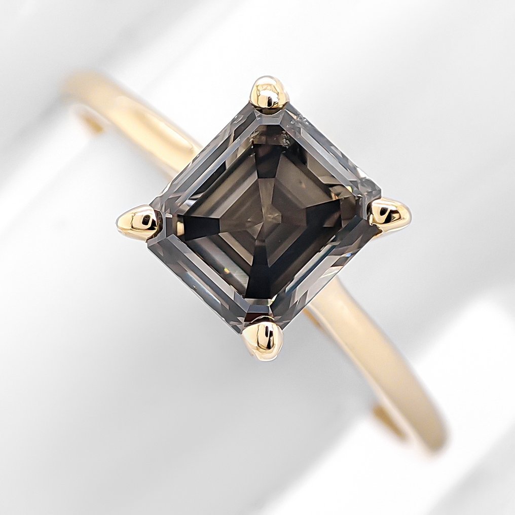 Ei pohjahintaa - Sormus - 14 kt. Keltakulta -  1.03ct. tw. Timantti (Luonnonvärinen) - IGI Certificate #1.0