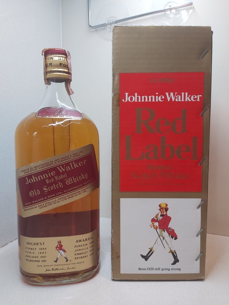 Johnnie Walker Red Label w/ built-in pourer  - b. 1980s - 2 Litres #1.0