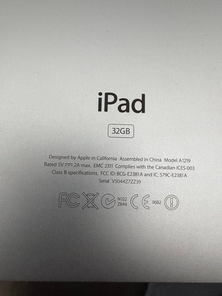 Apple iPad 1 (A1219) - Computador (1) #1.0