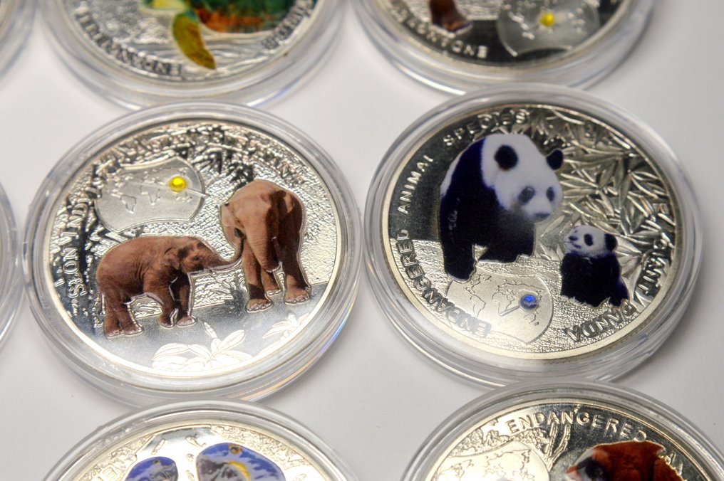 Zambia. 1000 Kwacha 2014 Endangered Animals (12 coins)  (Zonder minimumprijs) #4.3