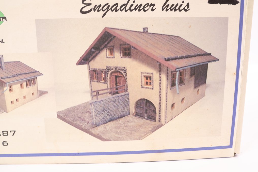 Tilly Models H0 - 87016 - Model train building kits (1) - Resin model kit of an Engadiner house #1.0