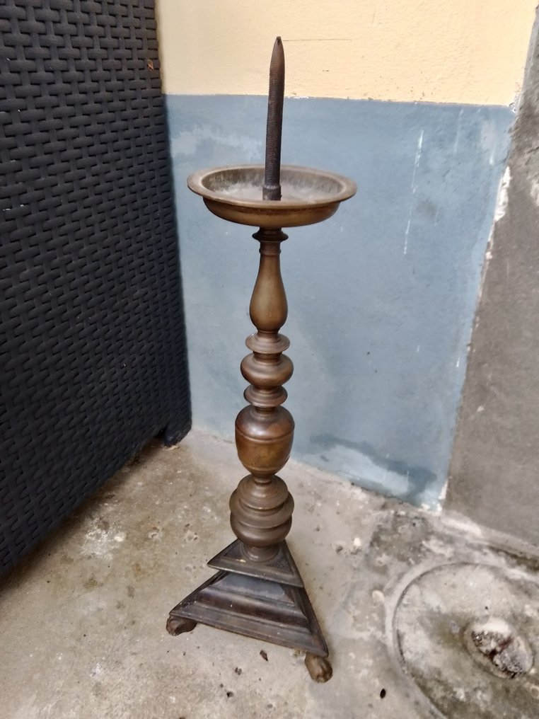 Świecznik - Brązowy #1.0