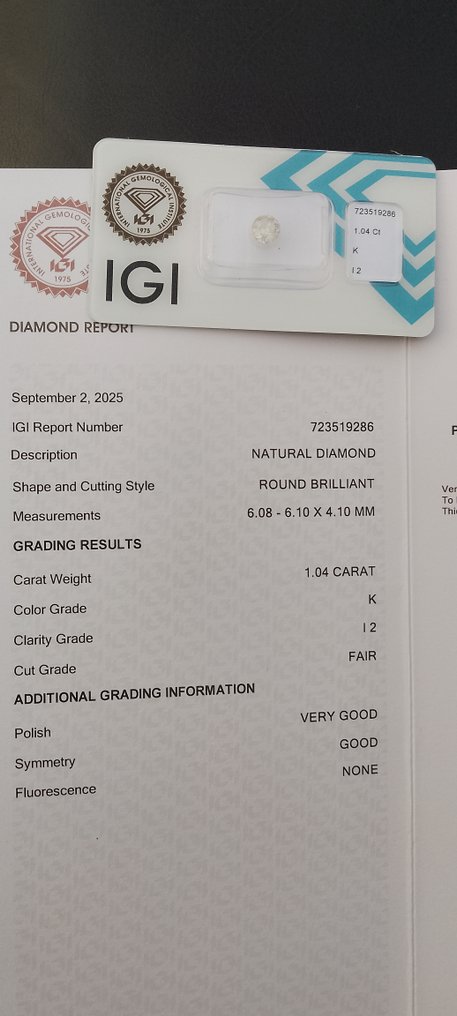 Zonder minimumprijs - 1 pcs Diamant  (Natuurlijk)  - 1.04 ct - Rond - K - P2 - International Gemological Institute (IGI) #1.0