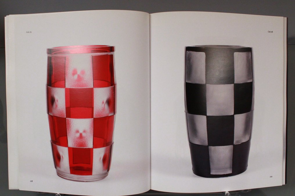 Charles Catteau, Val Saint Lambert - Le Verre Art Déco et Moderniste, De Charles Catteau au Val Saint-Lambert - 2011 #4.3