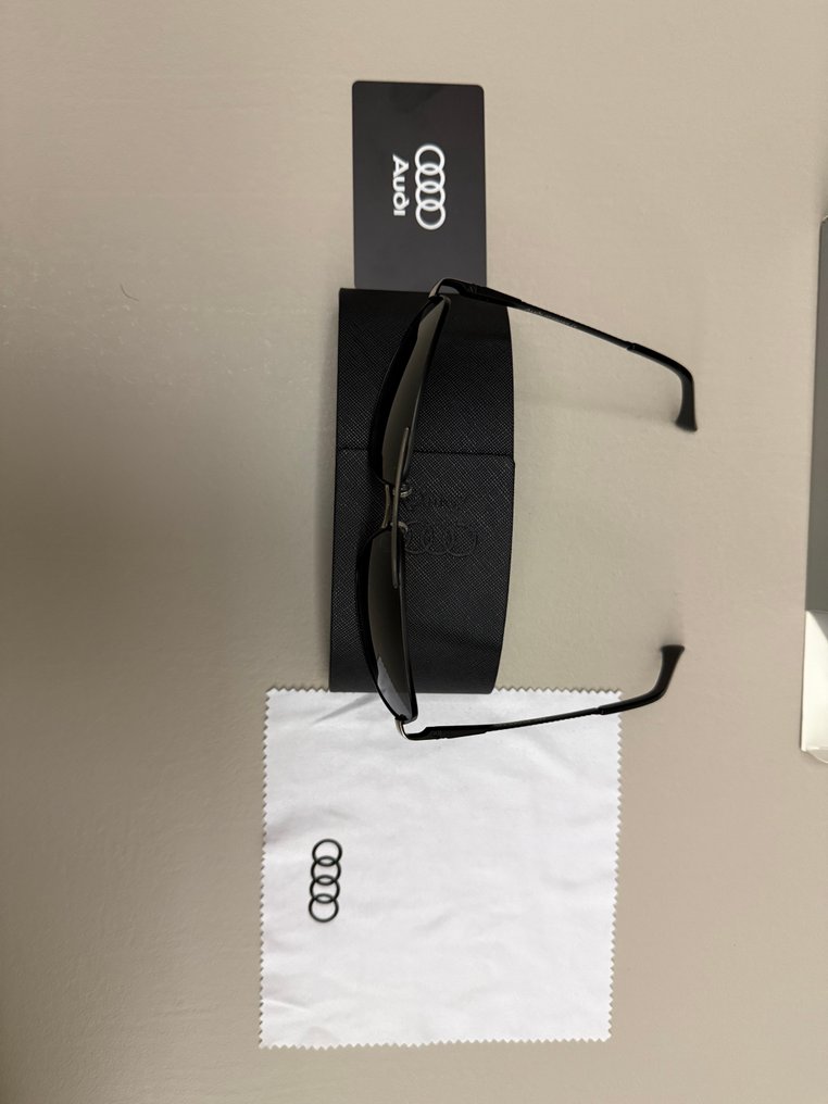 Sunglasses - Audi #3.2
