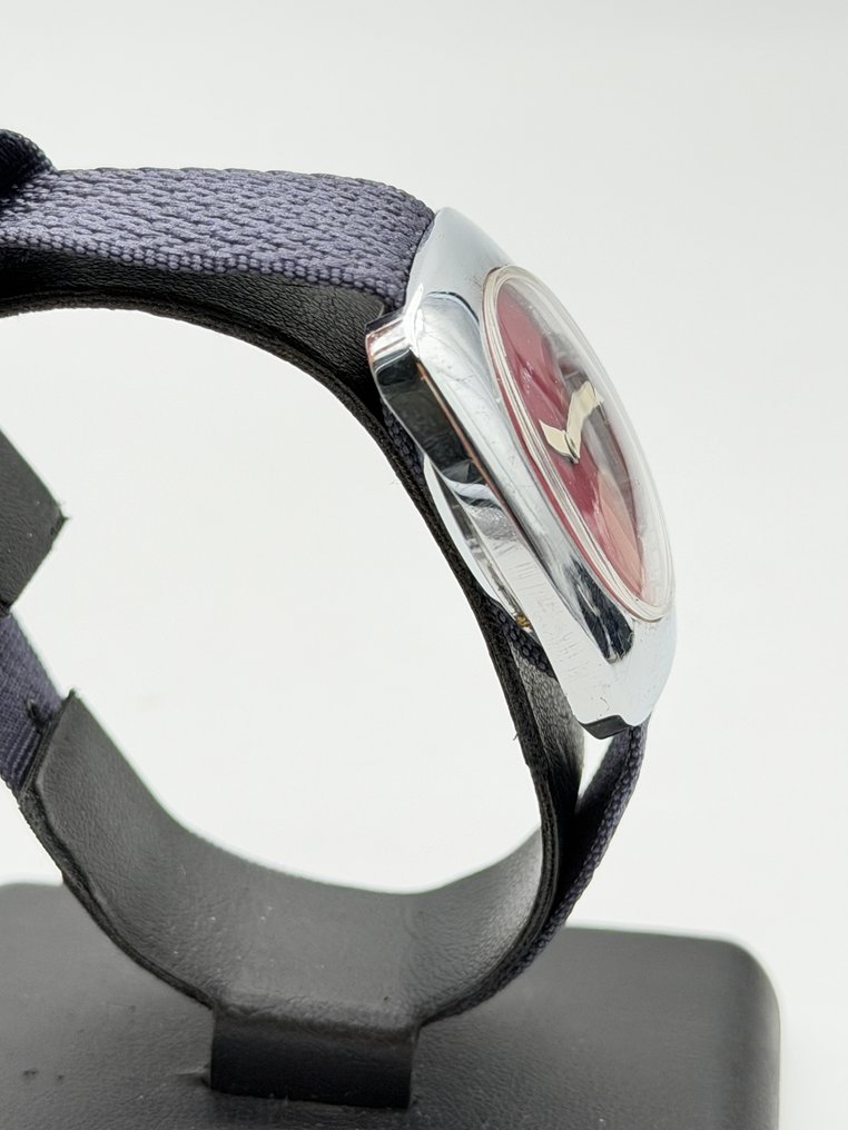 ilona - vintage NOS oval swiss made - No reserve price - Unisex - 1970-1979  #2.1