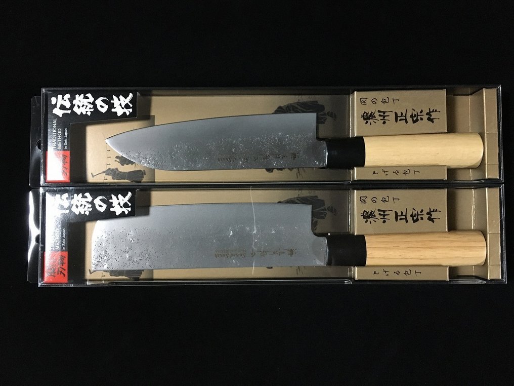 正宗 MASAMUNE / Set of 2 / 菜切 NAKIRI 三得 SANTOKU - Μαχαίρι κουζίνας -  Ιαπωνικό μαχαίρι κουζίνας - Χάλυβας - Ιαπωνία #1.0