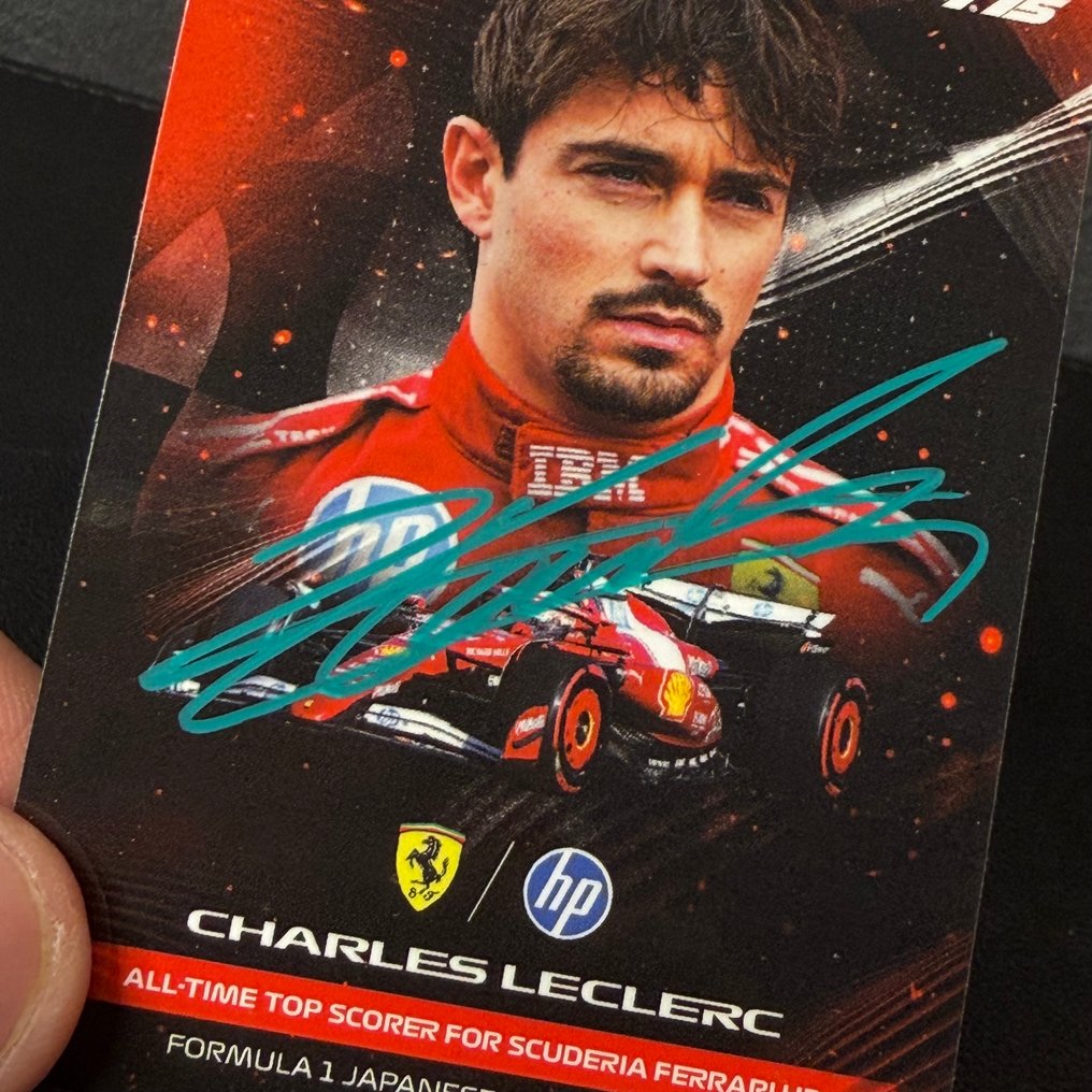 Ferrari - Topps Lights OUT - Signed - Charles Leclerc - 2025 - Κάρτα ανταλλαγής  #2.1