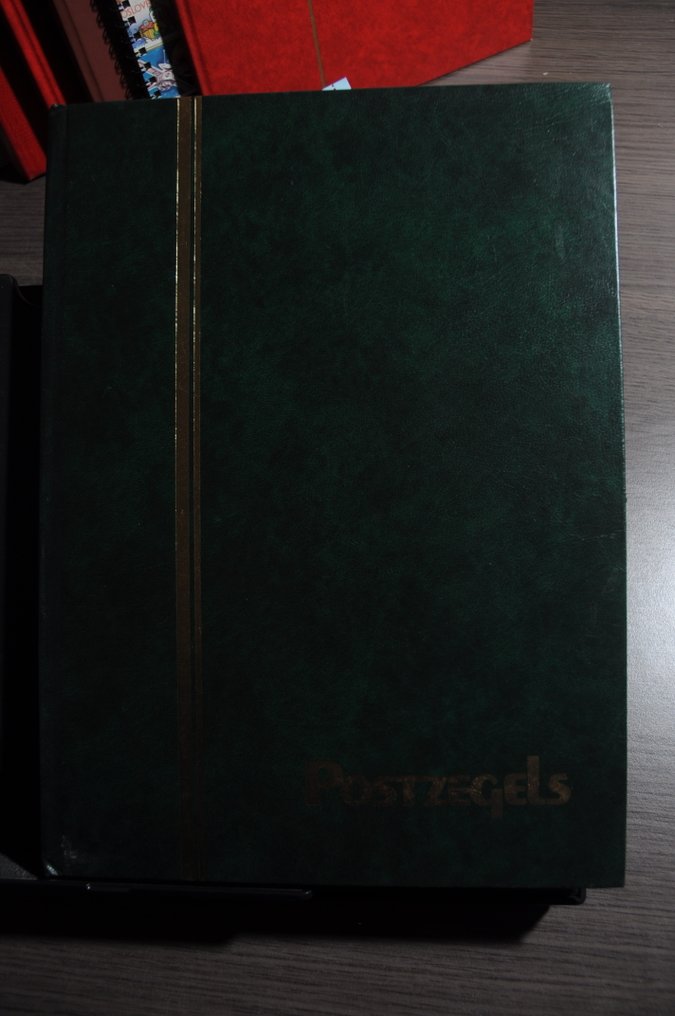 Thematic  - Party with diverse themes, blocks, series, countries, and more in stock books (193 photos). #1.0