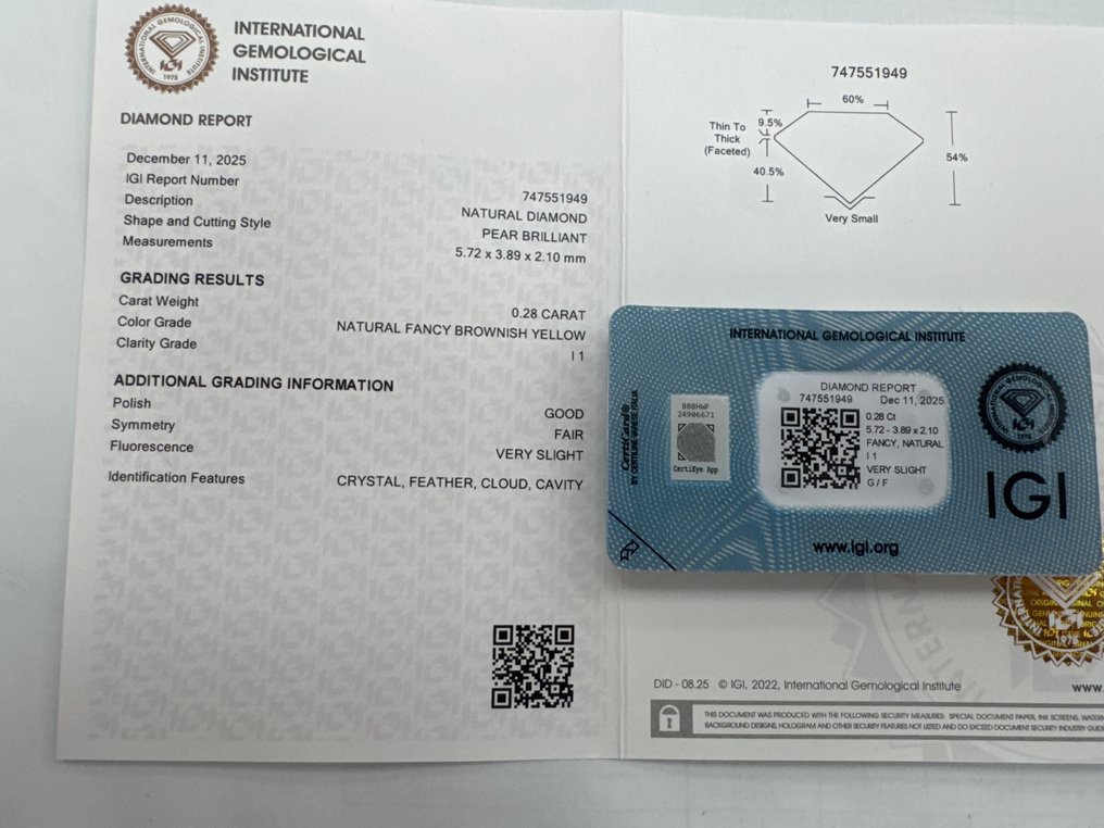 没有保留价 - 1 pcs 钻石  (天然色彩的)  - 0.28 ct - 梨形 - Fancy 稍帶棕色的, 黄色 - I1 内含一级 - 国际宝石研究院（IGI） #3.2