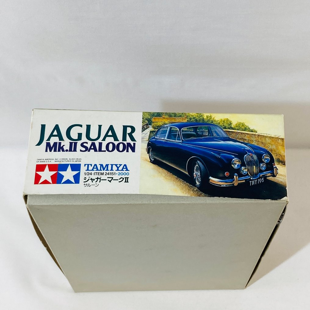 Tamiya 1:24 - Model kit - Jaguar Mk.II Saloon - 24151 Vintage 1995s #2.1