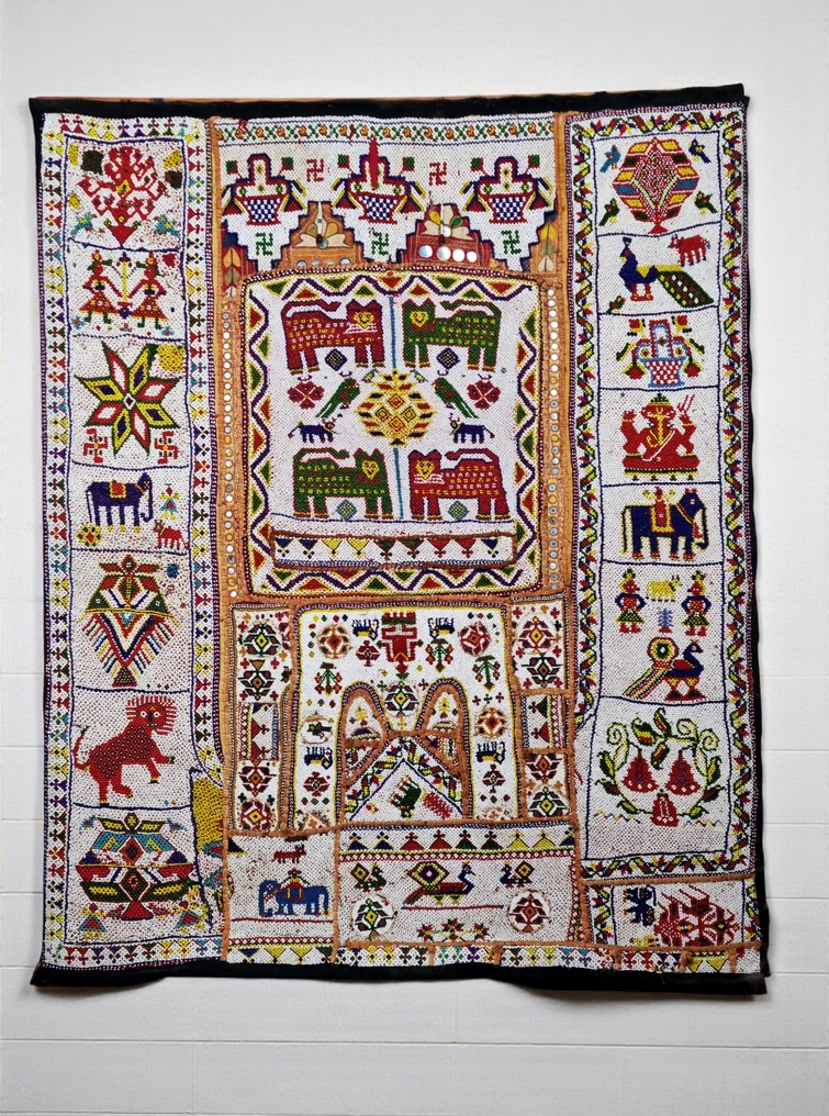 来自古吉拉特Kathi族的Tapiz Chakla - 棉, 玻璃 - 印度 - Early 20th century #3.2