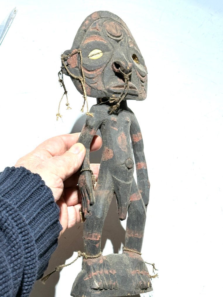 一组位于Sepik地区的两个精神形象 - 西巴布亚  (沒有保留價) #1.0