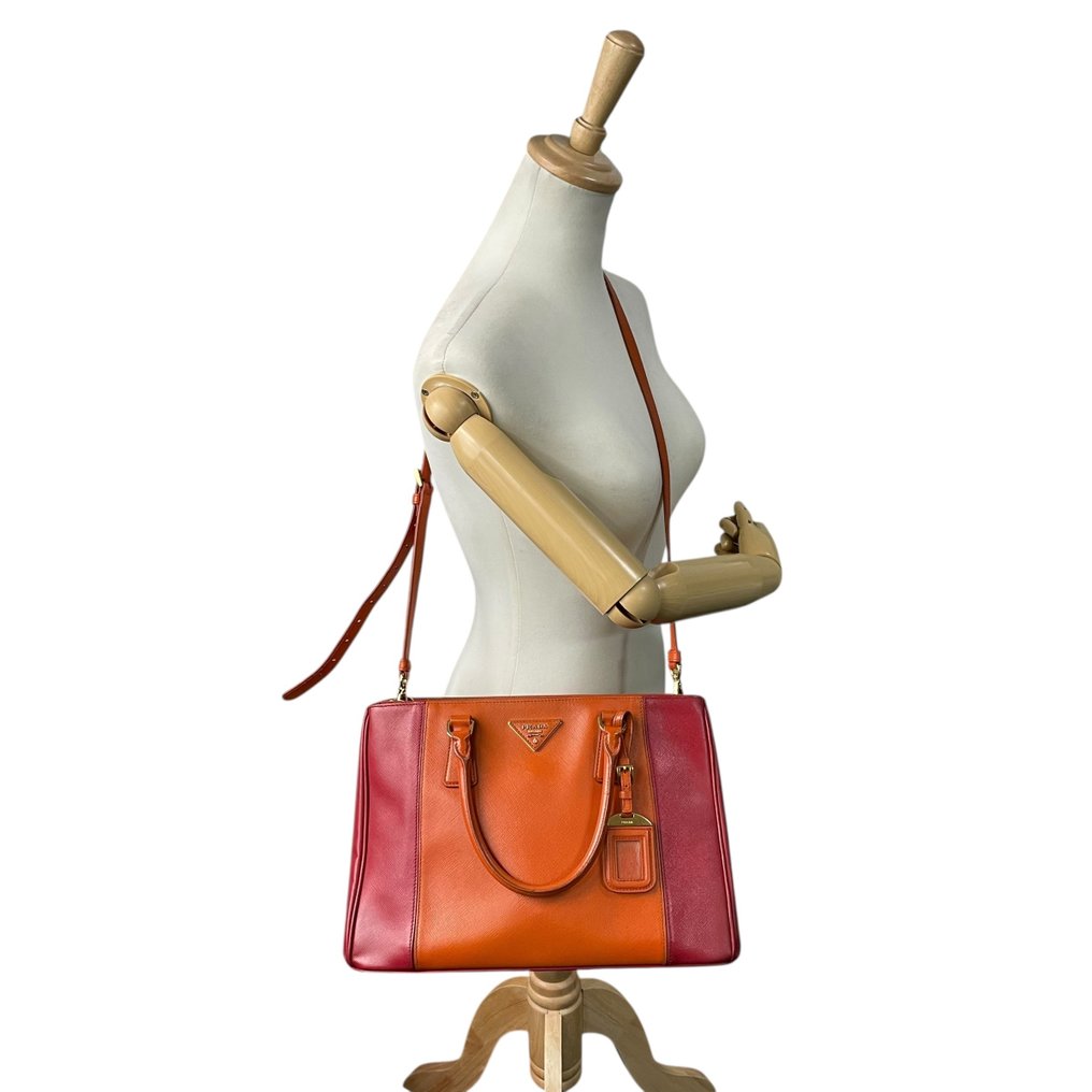 Prada - Galleria Saffiano Leather Bi-Color 2way Handbag Tote with Triangle Logo Plate and Detachable - Kangaskassi #4.3