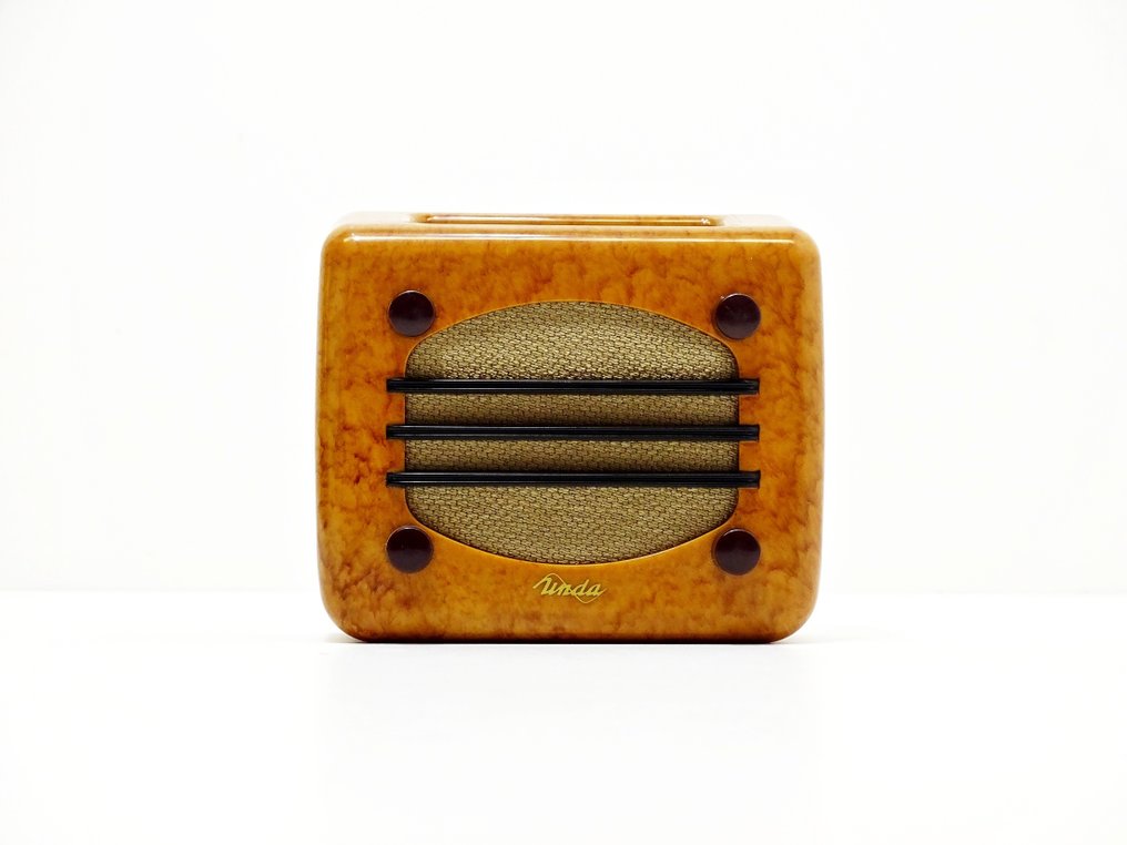 Unda Radio - Modello "532 Triunda" del 1941 Radio #3.2