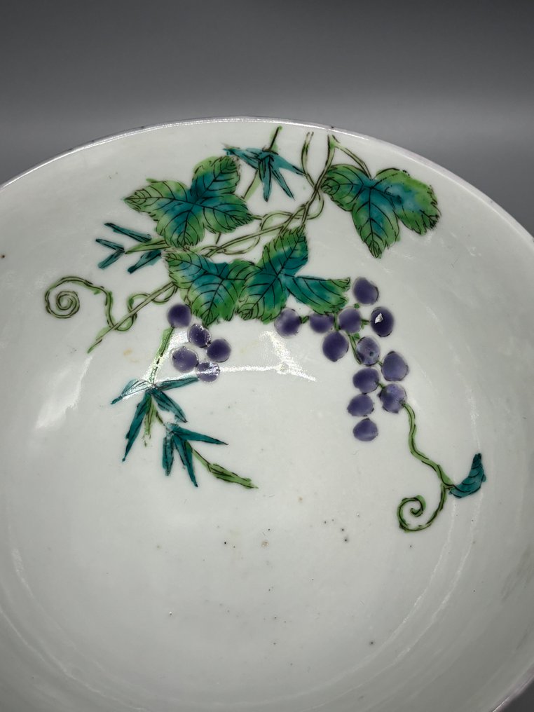 Bowl - Porcelain - Squirrel and grapes #4.3