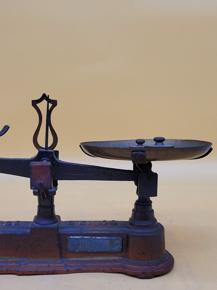 Antike Balkenwaage / Dezimalwaage – Gusseisen – 1 Waagschale fehlt - Balans of weegschaal - Messing, IJzer #2.1