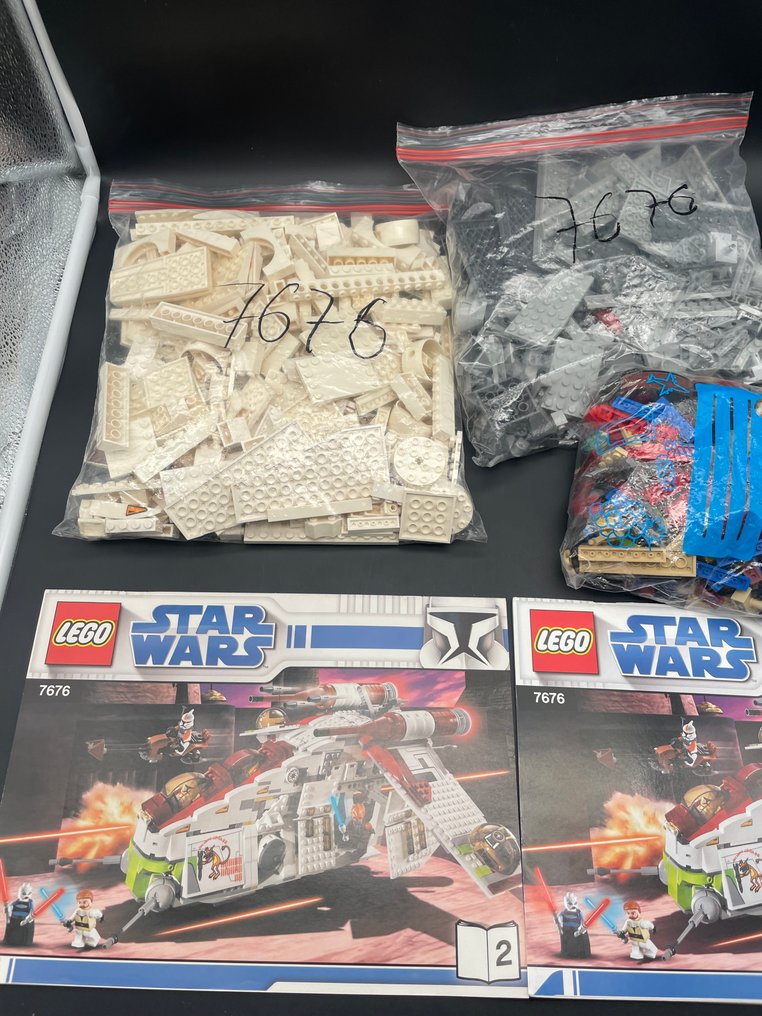 LEGO Set - Republic Gunship - Star Wars - Clone Wars Gunship #2.1