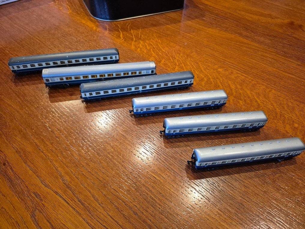 Minitrix N - Βαγόνι τρένου μοντελισμού (6) - 6 επιβατικά βαγόνια - DB #1.0