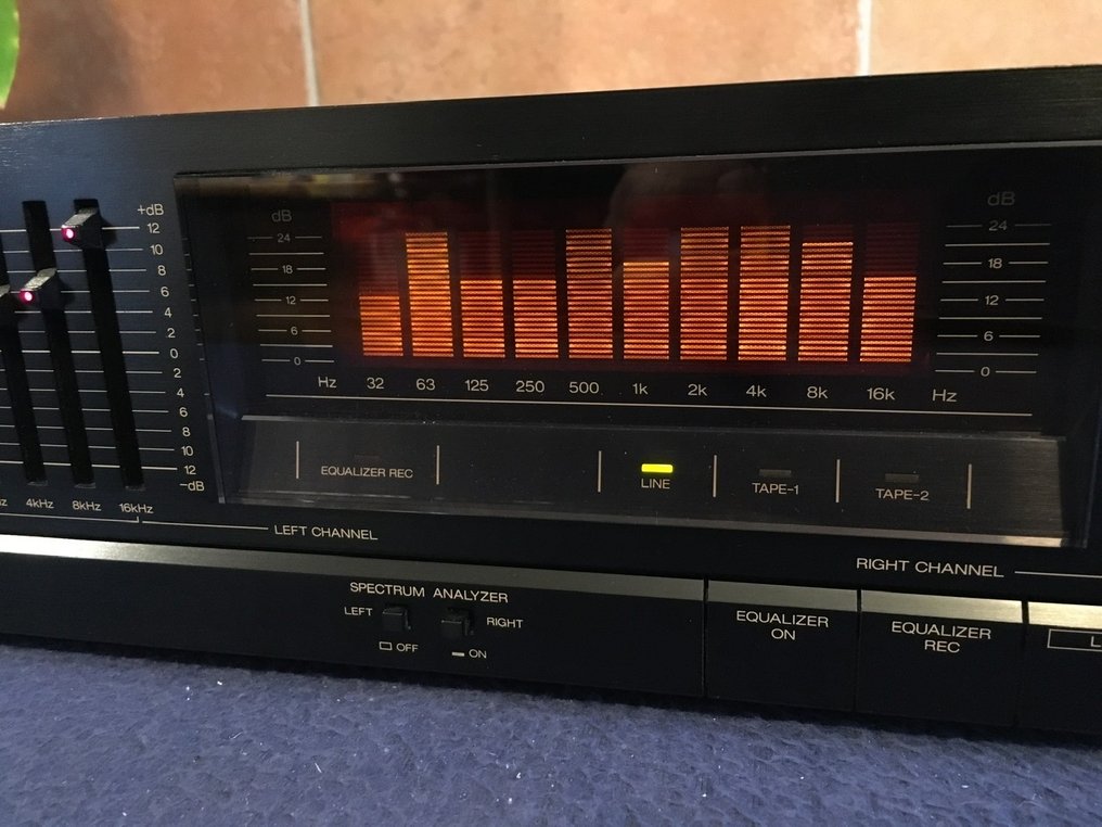 Sansui - SE-80 Parametrischer Equalizer #3.2