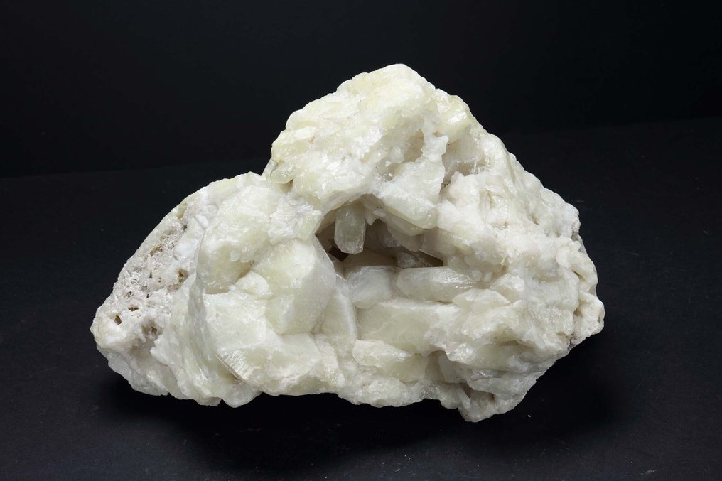 Θείο Τραχύς - Ύψος: 24 cm - Πλάτος: 11 cm- 3.84 kg - (25) #1.0