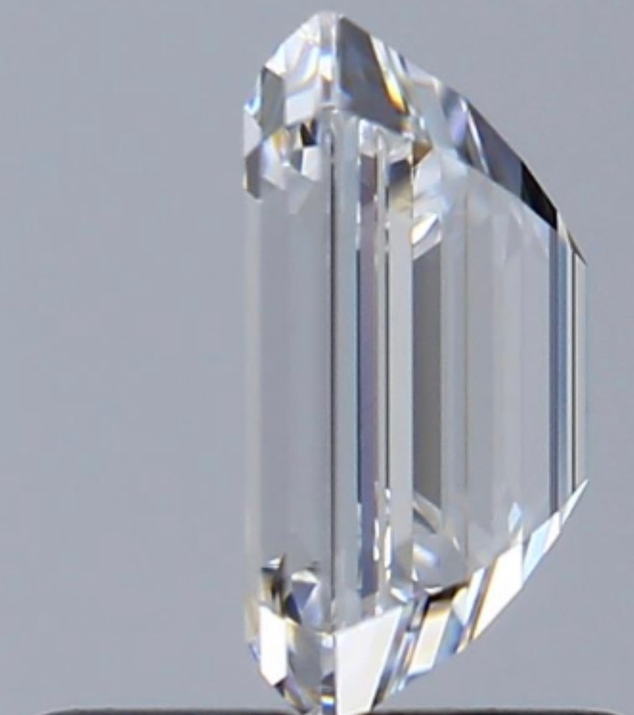 1 pcs 钻石  (天然)  - 0.92 ct - 祖母绿 - D (无色) - VVS2 极轻微内含二级 - 美国宝石研究院（GIA） - Ex Ex #1.0