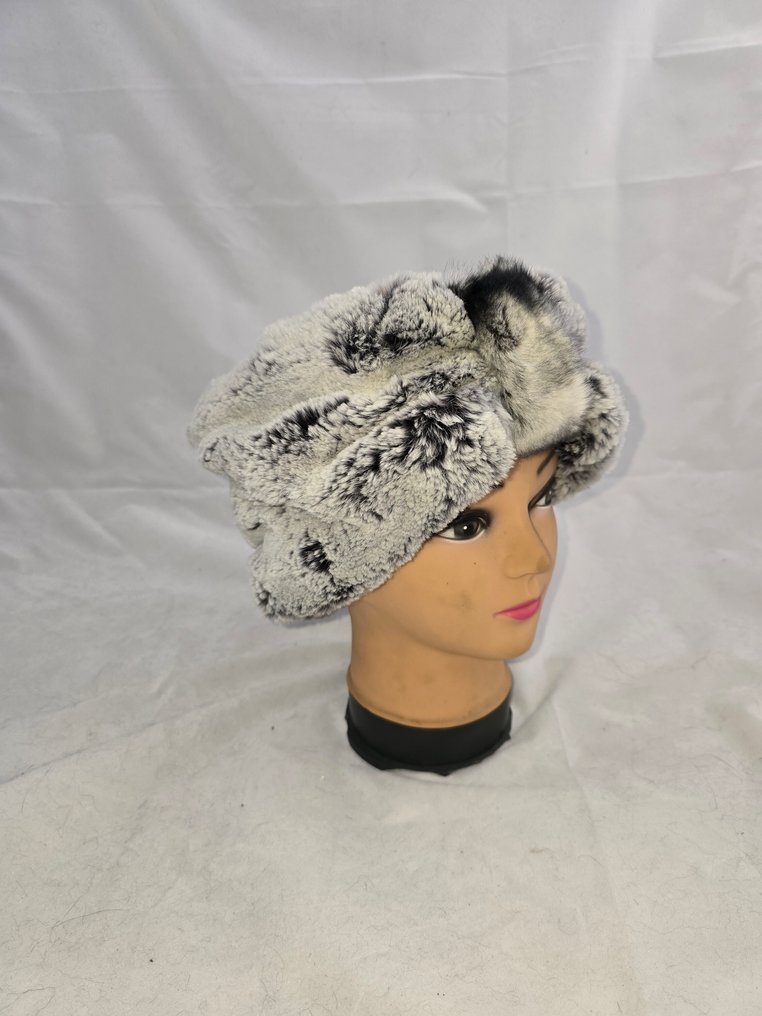 Saga Furs - Hat - Pels, Chinchilla Rex #2.1