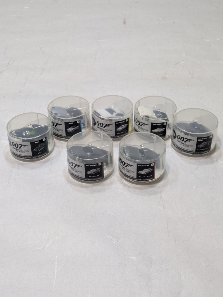 1/97～1/72 - 模型汽车 - 三得利 BOSS 詹姆斯·邦德 007 铸件拉回汽车——完整七辆套装 #1.0