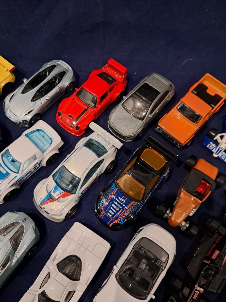 Hot Wheels 1:64 - Modellauto  (22) - Vários modelos #4.3