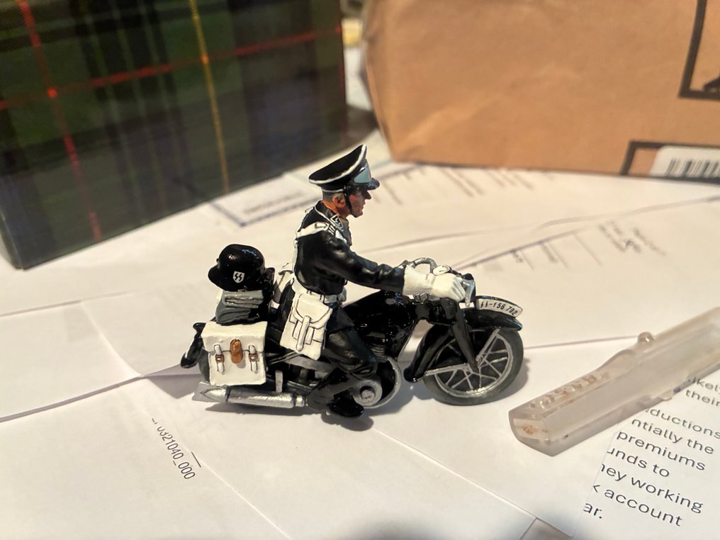 Kung & land - Figur - LEIBSTANDARTE: Motorcycle Escort LAH55 - Metall, måla #4.3