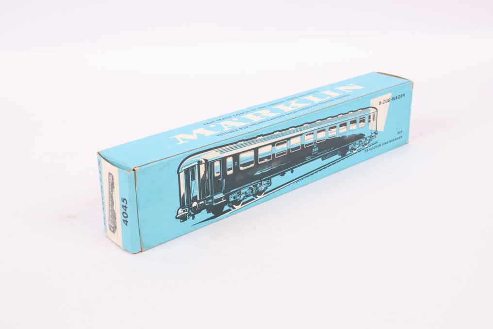 Märklin H0轨 - 4045 - 模型火车客运车厢 (1) - 二等车厢，深红色 - DSB #1.0