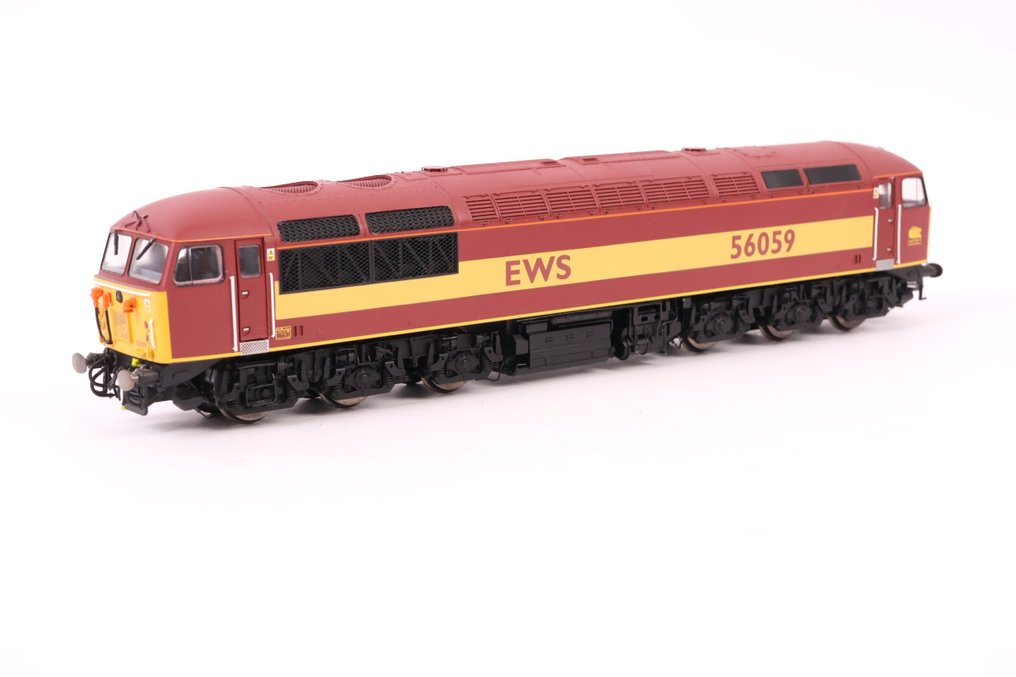 Hornby 00 - Diesellokomotiv (1) - Class 56 059 - EWS #1.0