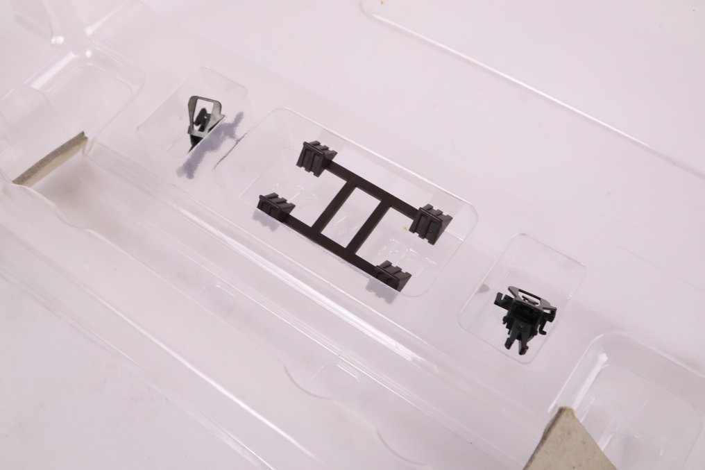 Märklin H0 - 48693/48694 - Modellvonat teherfuvarozás (2) - Twee zwaarlastwagens SSym 46 - DB #4.3