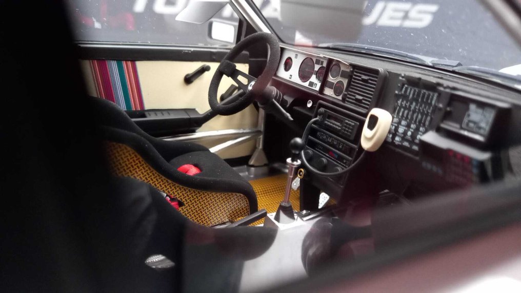 Top Marques 1:12 - Model car - Lancia Delta HF 4WD No.4 Winner Lombard RAC 1987 - (cod.B25) #4.3