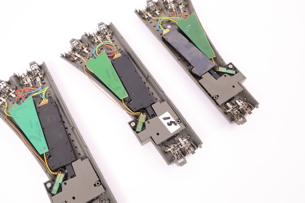 Märklin H0 - 24611/24612/74490/74460 - 模型火車軌道 (3) - 三個數字C-Rails道岔 #2.1