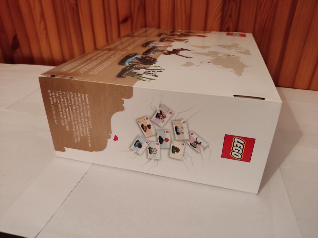 LEGO Set - 4002024 - Icons - LEGO Animals Employee Gift 2024 #3.2