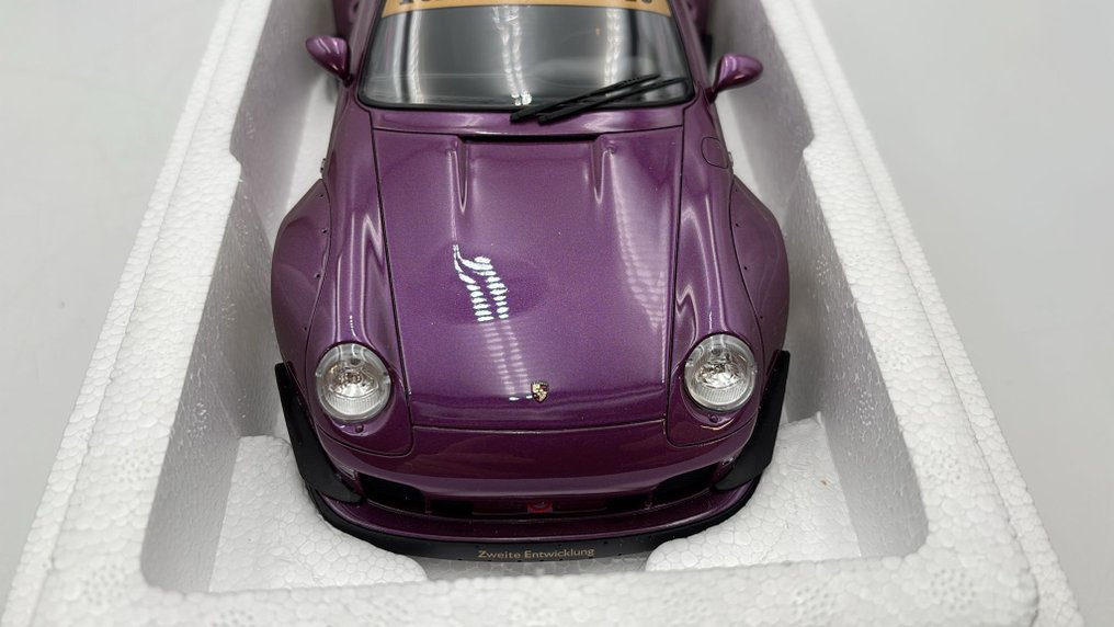 GT Spirit 1:18 - Modell autó - Porsche RWB 993 Purple - (cod.B34) #1.0