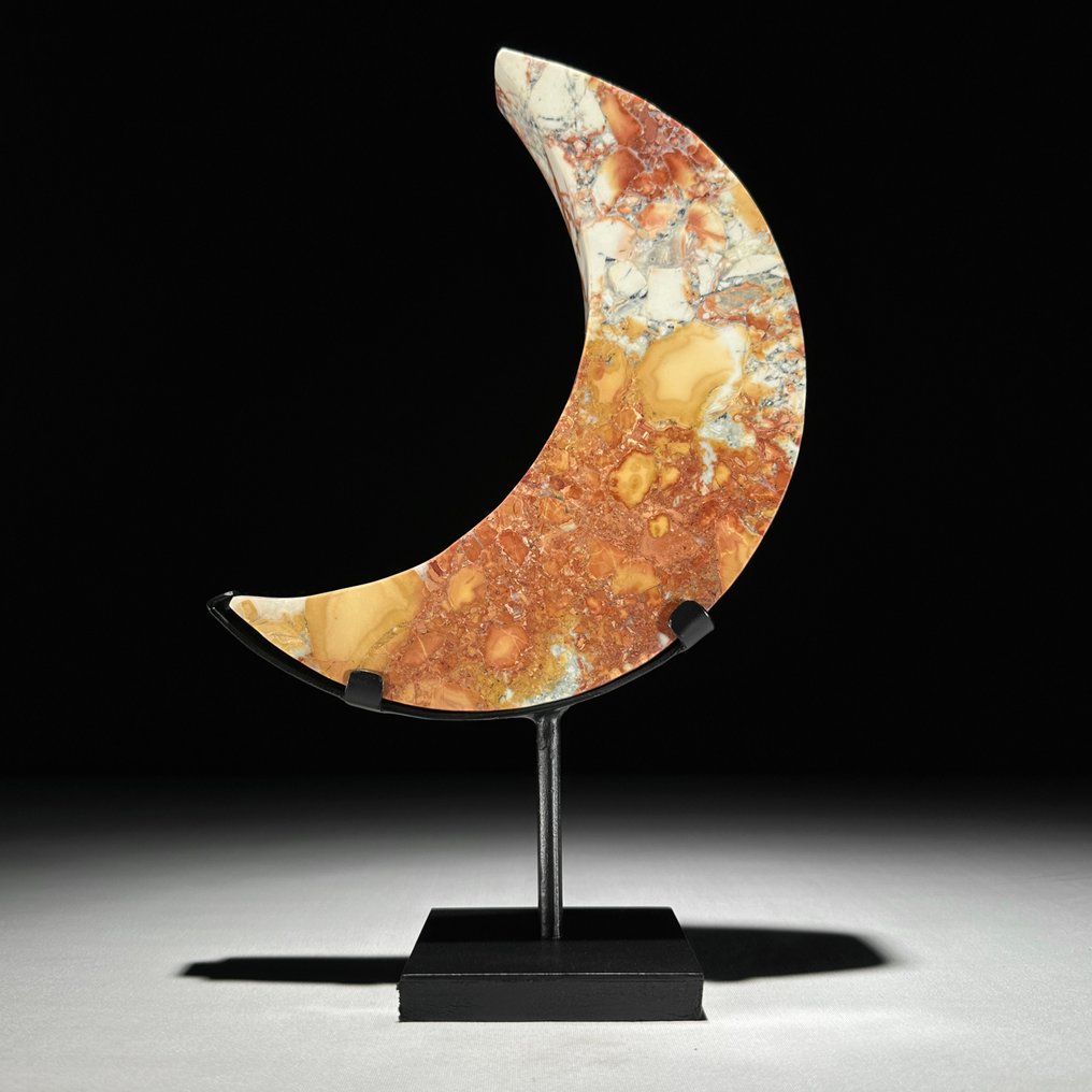 无最低价 - 精美的粗糙红色碧玺 新月形，配有定制支架 - 高度: 28.5 cm - 宽度: 18 cm- 1800 g - (1) #2.1