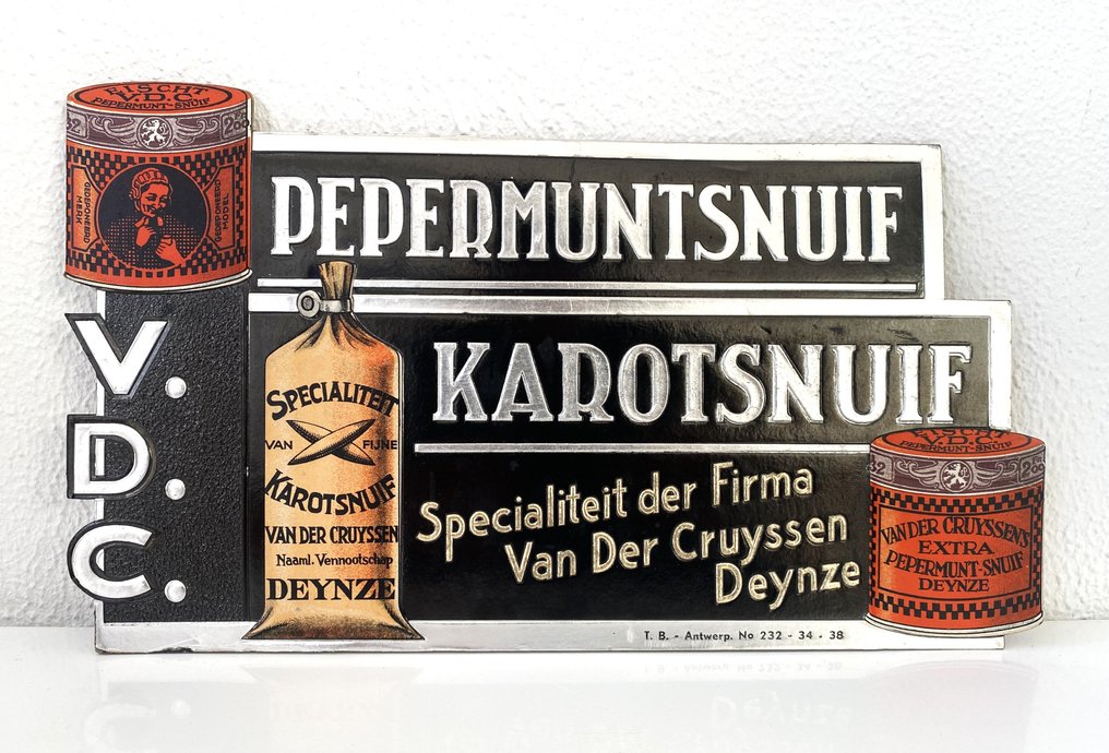 V.D.C. Peppermint Snuff retail display + tin - Sign - cardboard and can #3.2