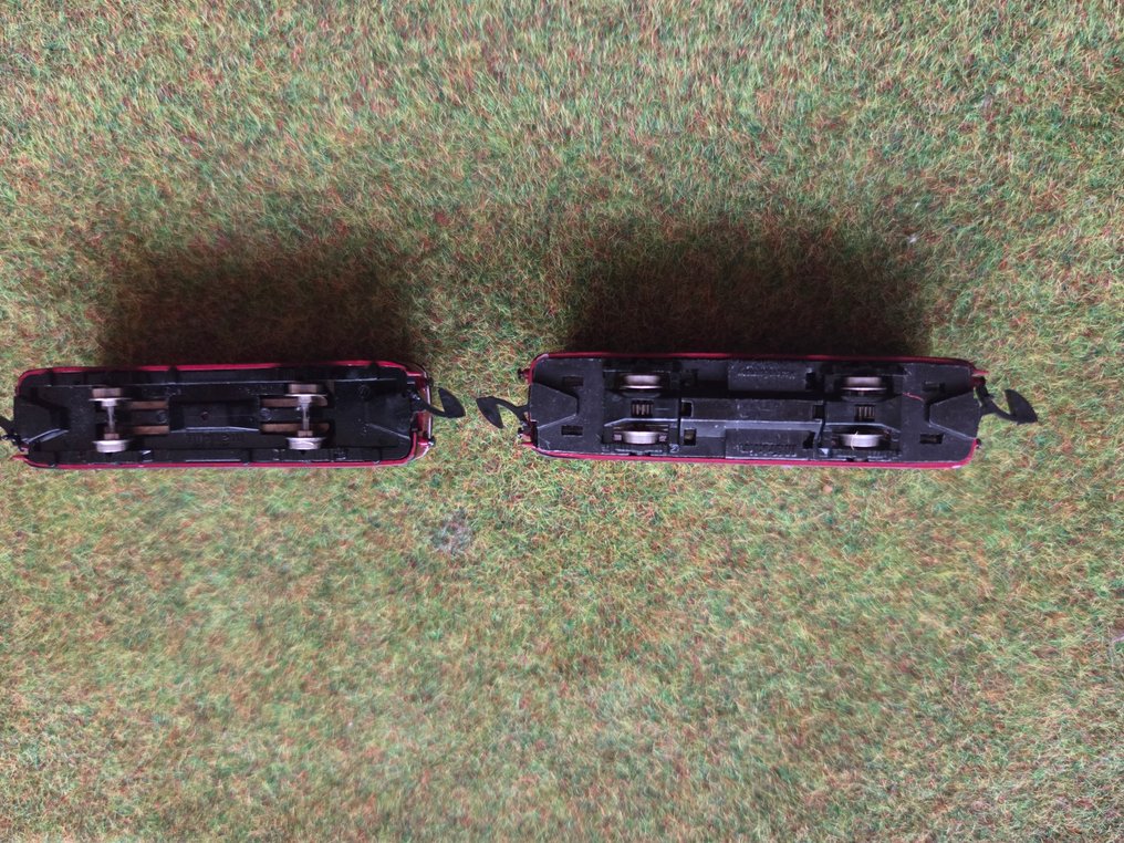 Märklin Z - 8816 - 8817 - Model train locomotive (2) - Micheline - DB #4.3