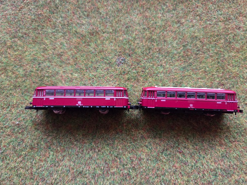 Märklin Z - 8816 - 8817 - Model train locomotive (2) - Micheline - DB #1.0