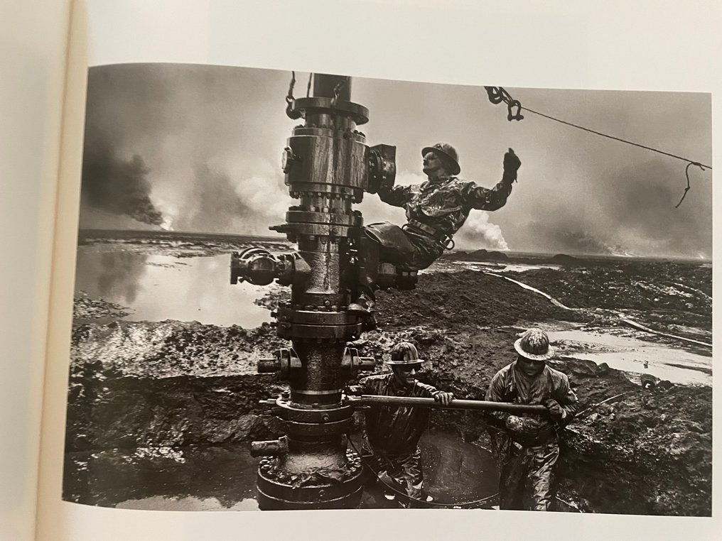 Signed; Sebastiao Salgado - Kuwait - 2016 #4.3