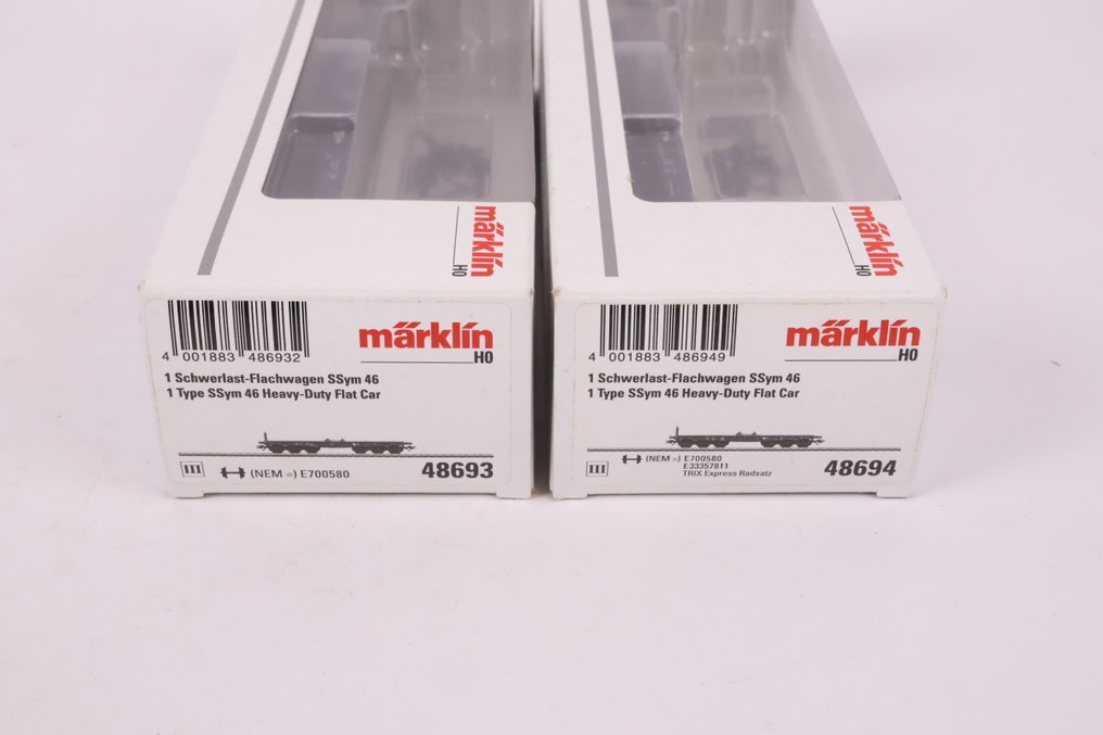 Märklin H0 - 48693/48694 - Modellvonat teherfuvarozás (2) - Twee zwaarlastwagens SSym 46 - DB #1.0