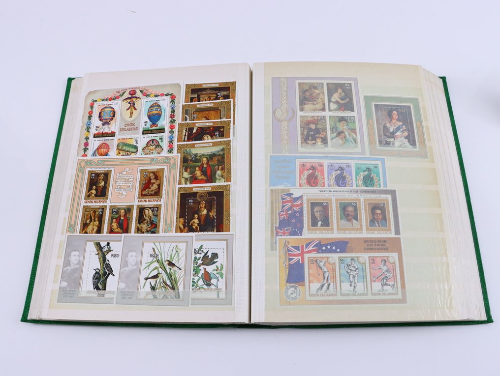 Νήσοι Κουκ  - Συλλογή χωρίς γραμματόσημα σε άλμπουμ αποθήκευσης. #1.0