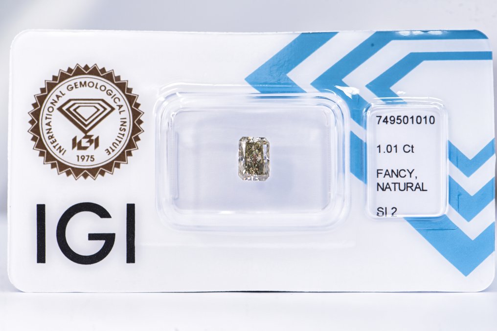 沒有保留價 - 1 pcs 鑽石  (天然彩色)  - 1.01 ct - 雷地恩型 - Fancy 綠色 黃色 - SI2 - 國際寶石學院（International Gemological Institute (IGI)） - VG #1.0