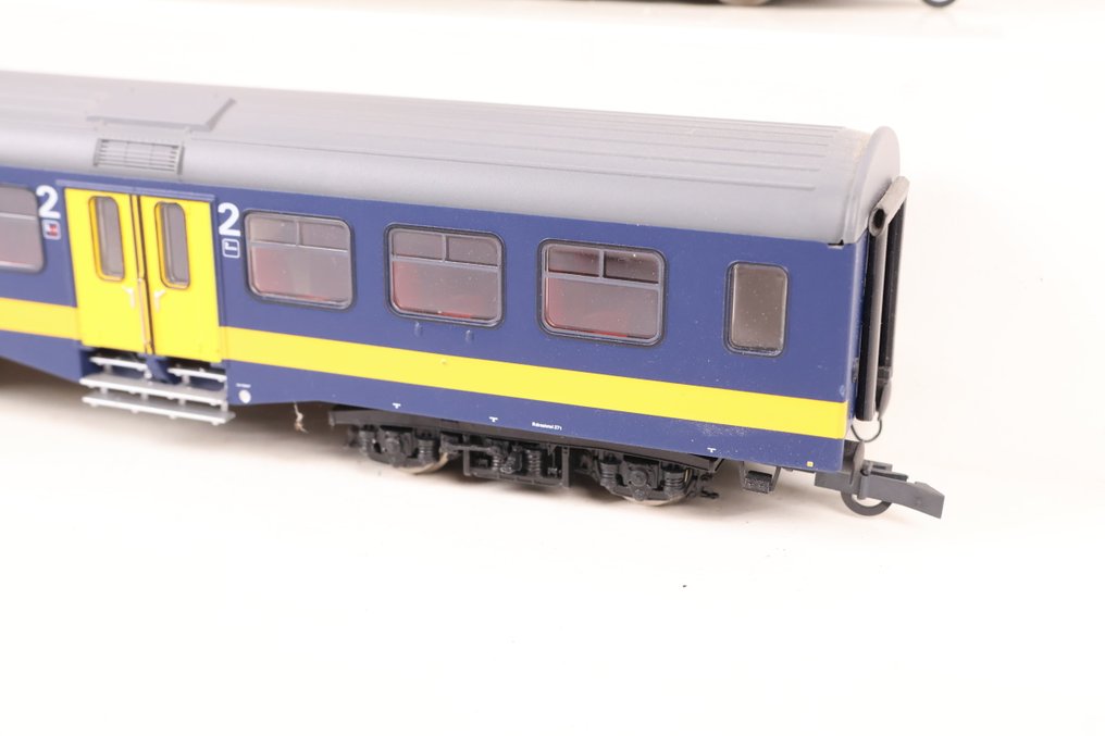 Artitec H0 - 20.160.07/20.160.08 - Model train passenger carriage (2) - Two Plan W carriages, Benelux - NS #3.2