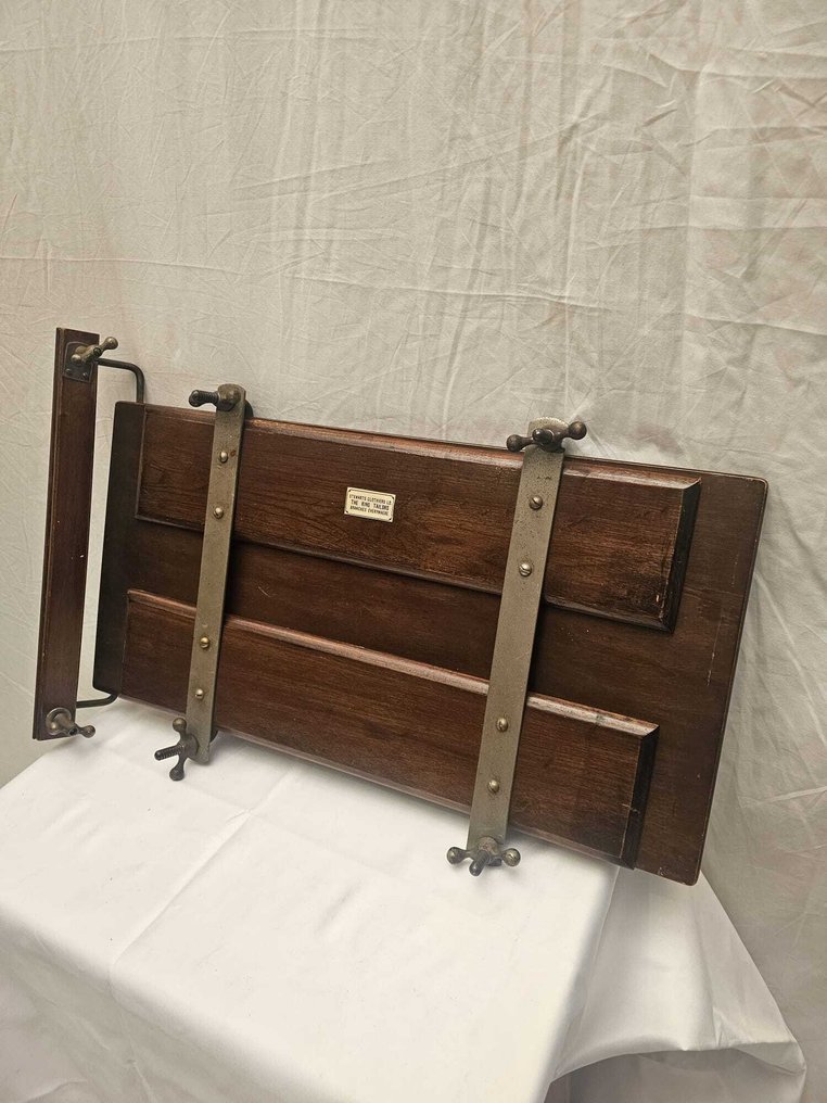 Stand - Wooden Bookstand / Lectern (Stewart’s Clothiers Ltd.) #1.0