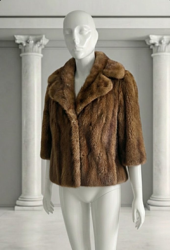 Artisan Furrier - Cappotto di pelliccia #1.0