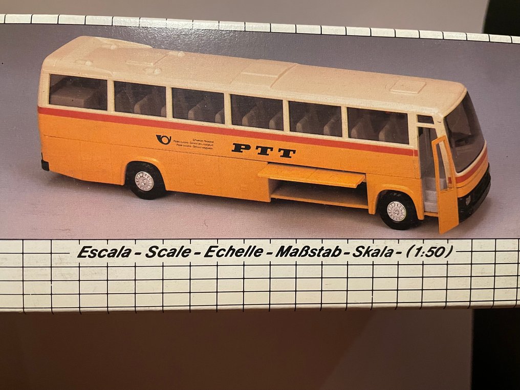 1:50 - Modellbus - PTT bus schaal 1:50 #1.0