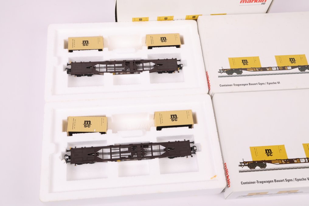 Märklin H0 - 47095 - Model train freight wagon set (1) - Set of two container wagons 'MSC' - AAE #1.0